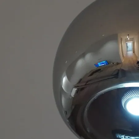 Apartment Alle's Komuna Parisit Lux *