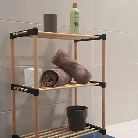 Alle's Komuna Parisit Lux Apartament